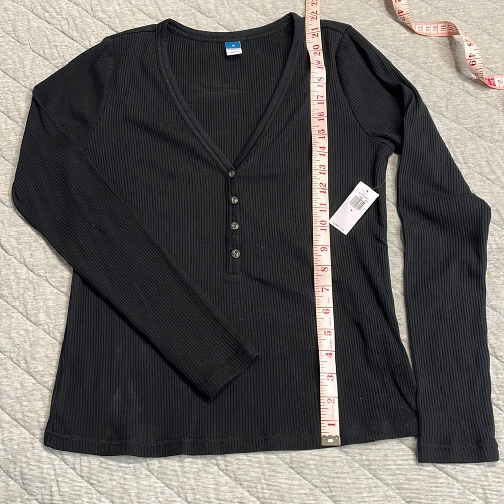 NWT Ribbed Henley